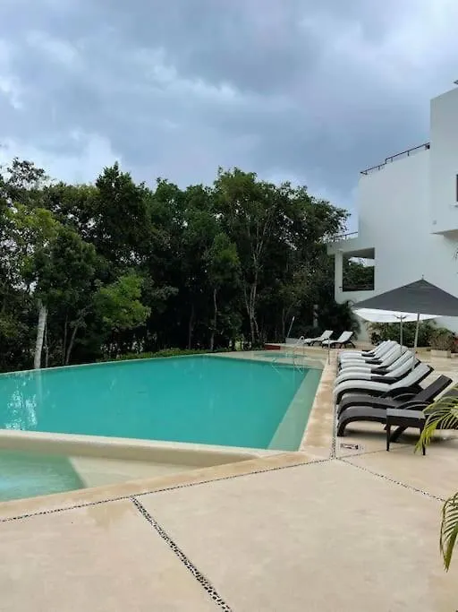 Luxury Apartment With M Benz And & Driver Included Akumal